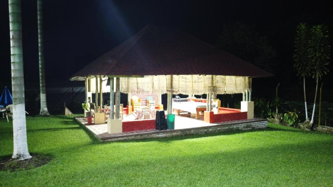 Finca Hotel Los Cocos Montenegro Bagian luar foto