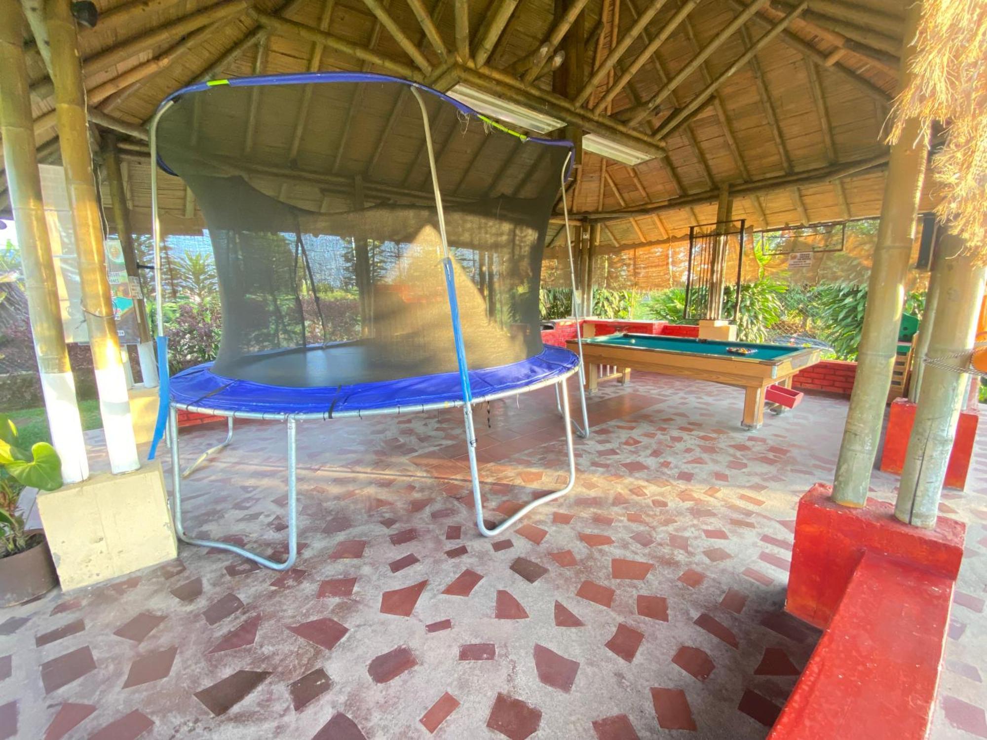 Finca Hotel Los Cocos Montenegro Bagian luar foto