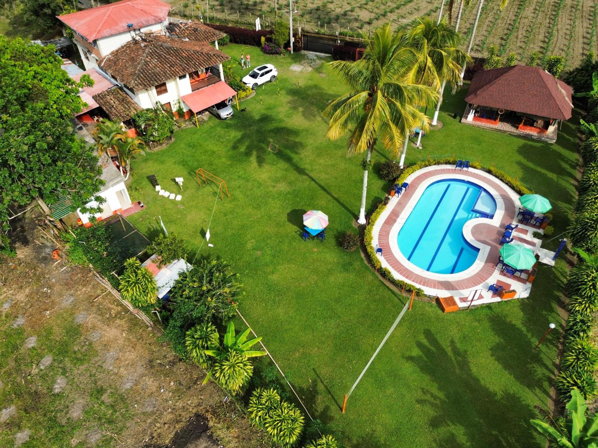 Finca Hotel Los Cocos Montenegro Bagian luar foto