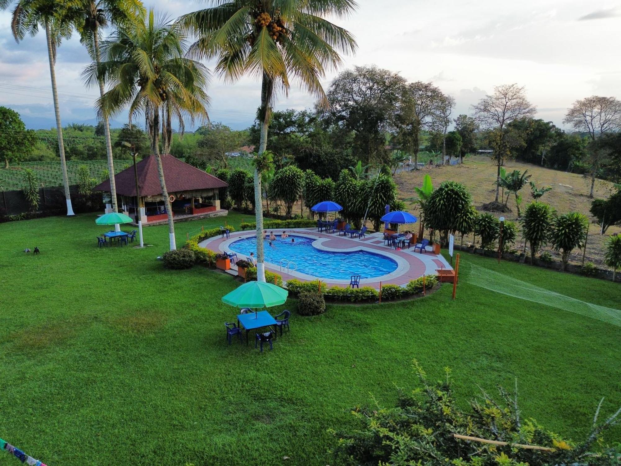 Finca Hotel Los Cocos Montenegro Bagian luar foto